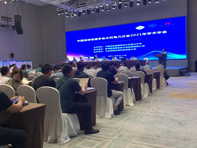 092525117.jpg d2bdbb9a45f94ce0bc6d74d1798f27f1.jpg