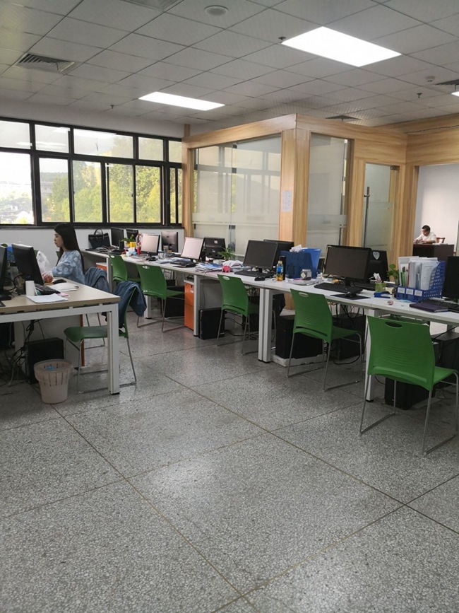 094331365.jpg 7c8f2bab9f424e01a2367c62d51dfb9a.jpg